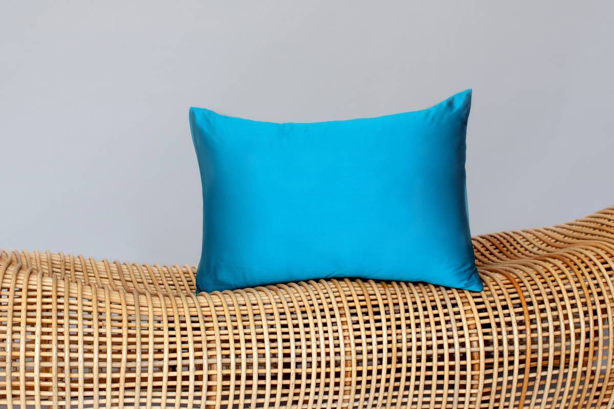 Silk Pillow Case in Turquoise